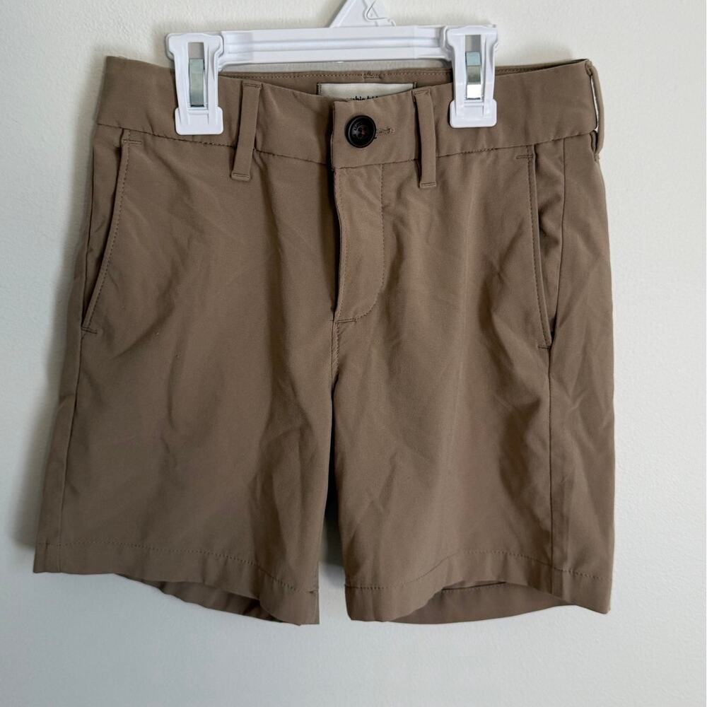 Abercrombie Kids Perfromance Khaki Shorts size 7/8
